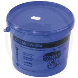 Tip Top Assembly cream